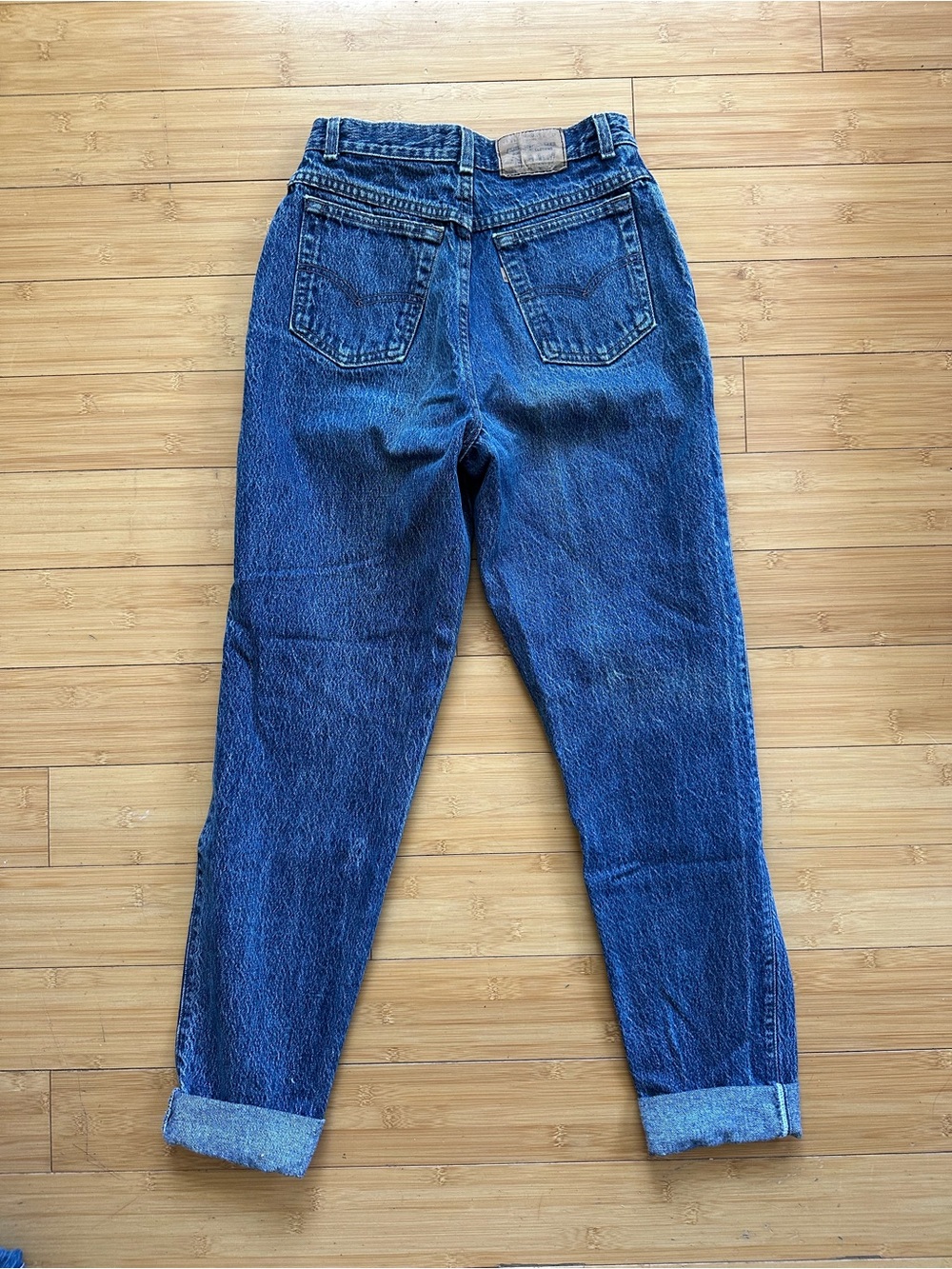 Vintage 100% Cotton Levi's Women's Dark Blue Boyfriend Jeans